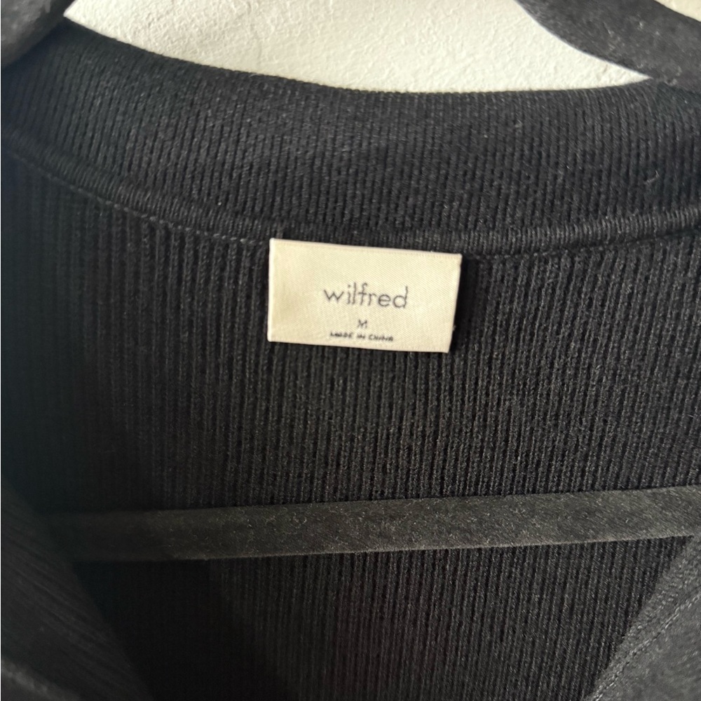 Wilfred Elegant Black Button-Up Dress - Picture 3 of 3